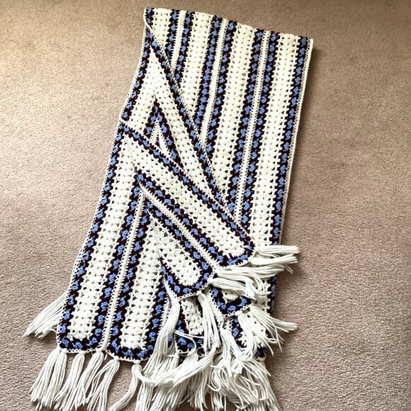 Handmade Crochet Blanket Throw Lap Afghan Bedding Fringe - Picture 3 of 4